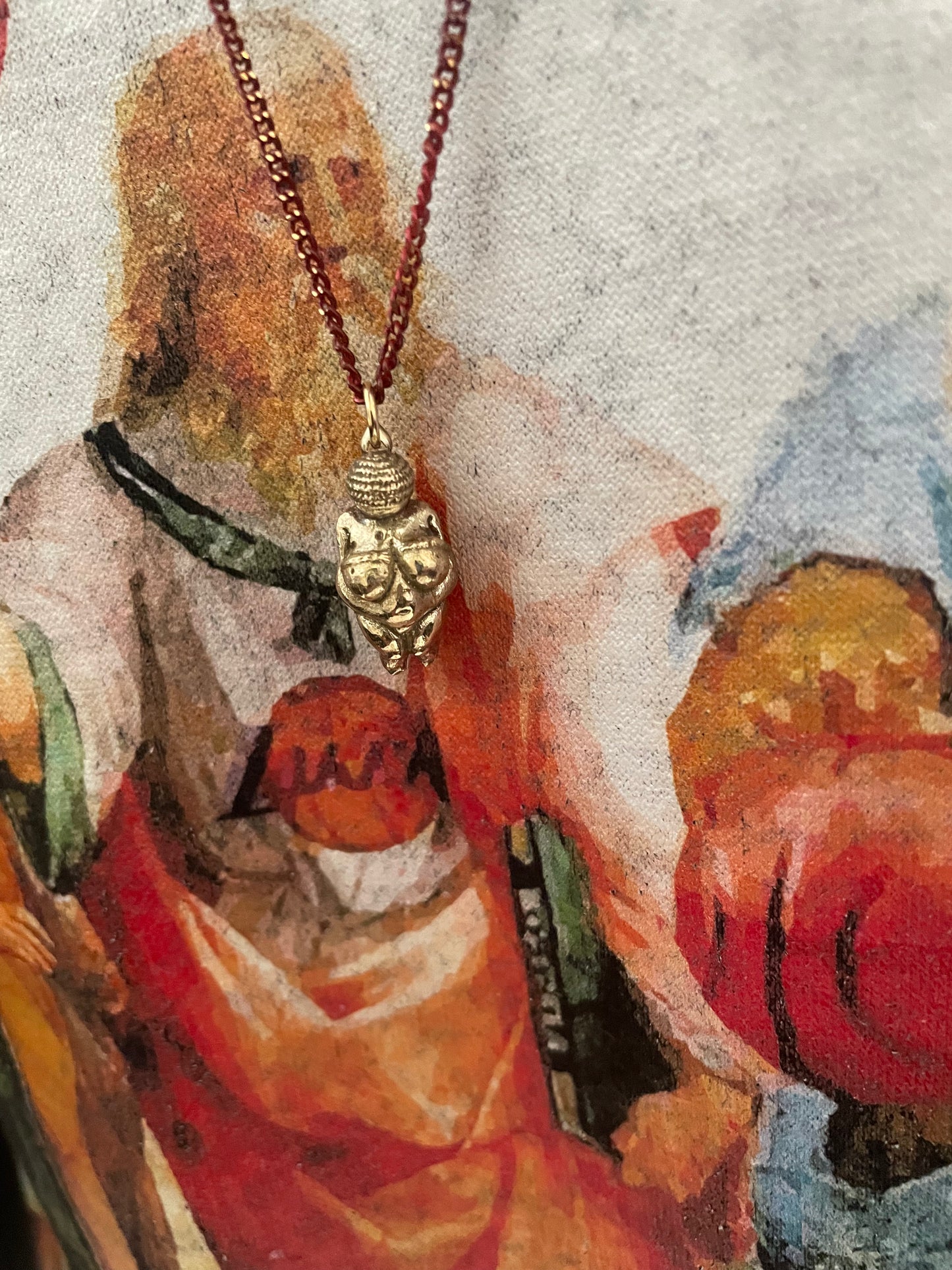 Handcrafted Venus of Willendorf Pendant in Bronze – Ciondolo Venere di Willendorf in bronzo artigianale